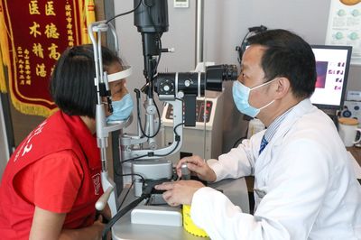 深圳為186萬“紅馬甲”免費檢查眼健康，希瑪眼科醫院“健康U站”同步啟動檢測服務